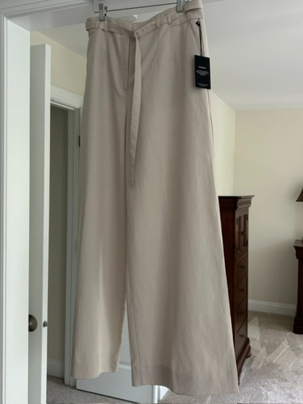 LOFT Versa Pure Spun Belted Wide Leg Pants Beige Size 10 NWT